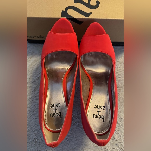 Beau+Ashe Vibrant Coral Platform Peep Toe Wedges with Gradient See-Thru Wedge - Picture 9 of 15